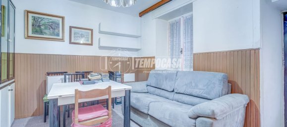 Casa de 2 divisões em Cairate, Italy N.º 86521 2