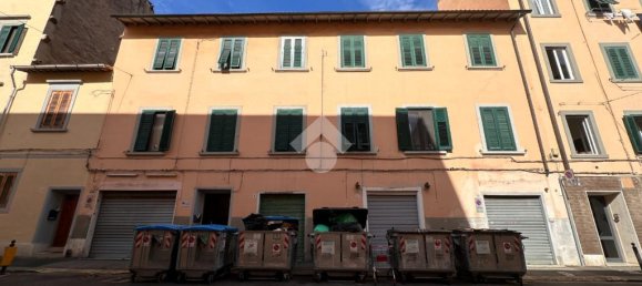 2 rooms Warehouse in Livorno, Italy No. 314486 15