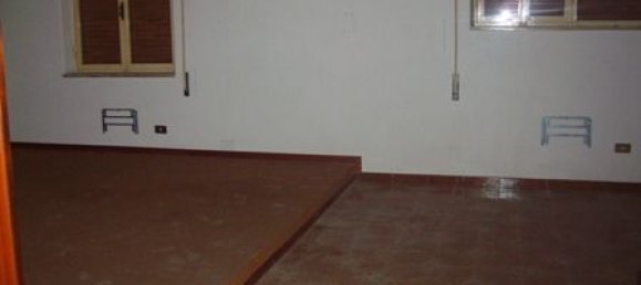 2 Schlafzimmer Wohnung in Marsala, Italy, Nr. 73593 2