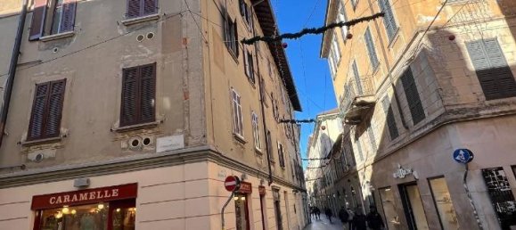 7 rooms Apartment in Como, Italy No. 12831 13