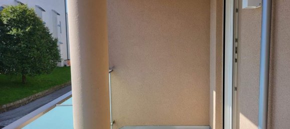 2-salle Appartement à Andorf, Austria No. 80675 9