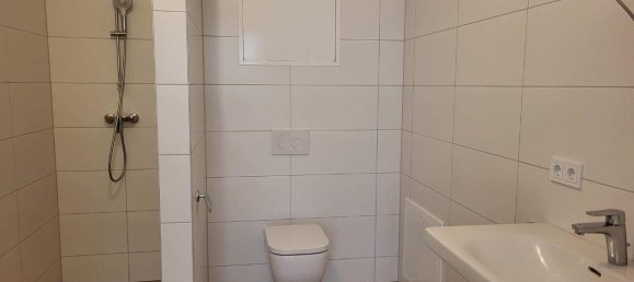 2-salle Appartement à Andorf, Austria No. 80675 6