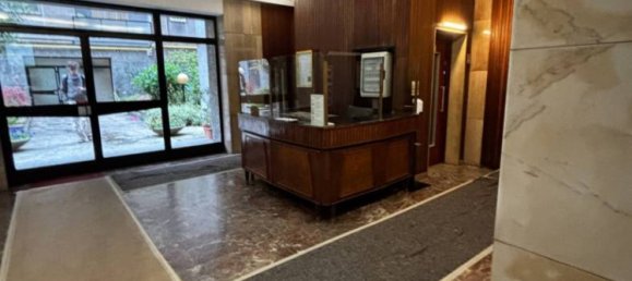 2 bedrooms Apartment in Milan, Italy No. 297899 4