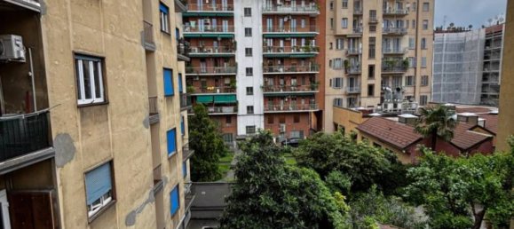 2 bedrooms Apartment in Milan, Italy No. 297899 15