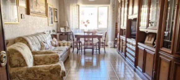 2 bedrooms Apartment in Rome, Italy No. 350230 4