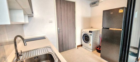 1 chambre Condo à Khlong San, Thailand No. 25618 3