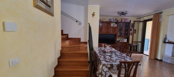5 Schlafzimmer Wohnung in Perugia, Italy, Nr. 344406 3