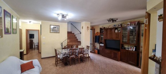 5 Schlafzimmer Wohnung in Perugia, Italy, Nr. 344406 2