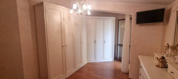 5 Schlafzimmer Wohnung in Perugia, Italy, Nr. 344406 26