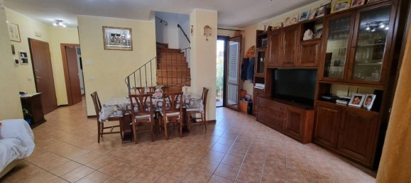 5 Schlafzimmer Wohnung in Perugia, Italy, Nr. 344406 6