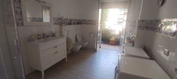4 Schlafzimmer Wohnung in La Spezia, Italy, Nr. 343292 7