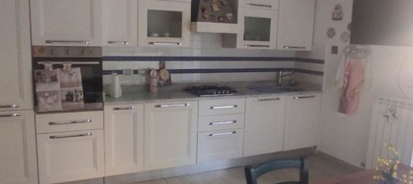 4 Schlafzimmer Wohnung in La Spezia, Italy, Nr. 343292 4