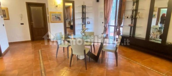 4 bedrooms Villa in Motta Visconti, Italy No. 74839 6