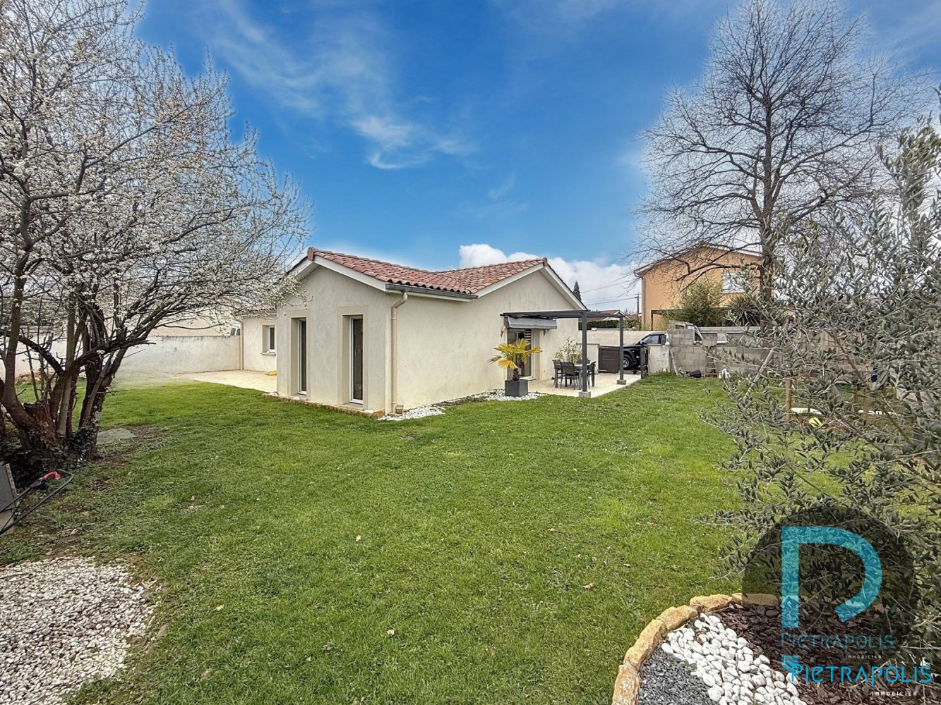 4 bedrooms House in La Chapelle-de-Guinchay, France No. 268268