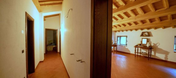 Villa de 15 divisões em Reggello, Italy N.º 296011 23