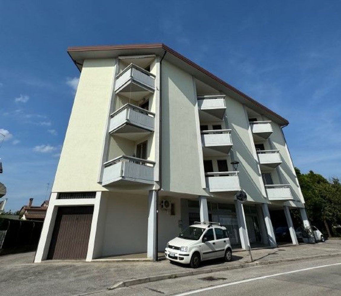 3 rooms Apartment in Scorzè, Italy No. 53152