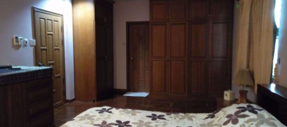 4 bedrooms Cafe / restaurant in Bang Lamung, Thailand No. 1944 10