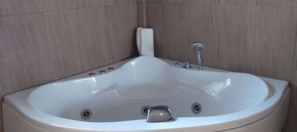 4 bedrooms Cafe / restaurant in Bang Lamung, Thailand No. 1944 11