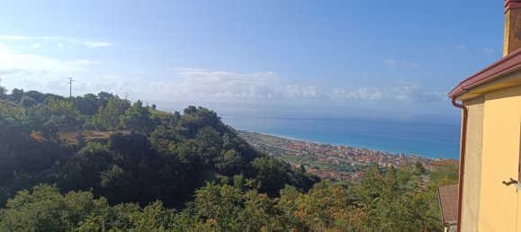 5-Zimmer Villa in Falerna, Italy, Nr. 168311 3