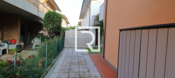3 bedrooms Villa in Ravenna, Italy No. 221424 13