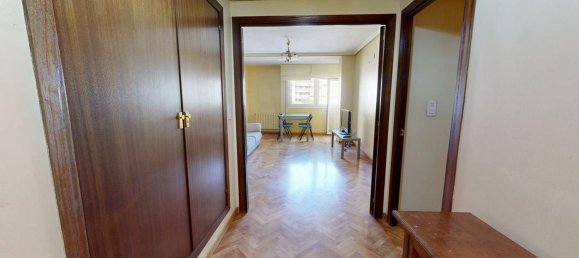 4 bedrooms Apartment in Zaragoza, Spain No. 155652 27
