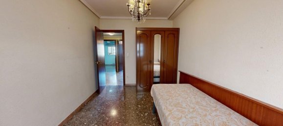 4 bedrooms Apartment in Zaragoza, Spain No. 155652 26