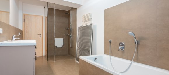 4-salle Appartement à Passau, Germany No. 43929 7