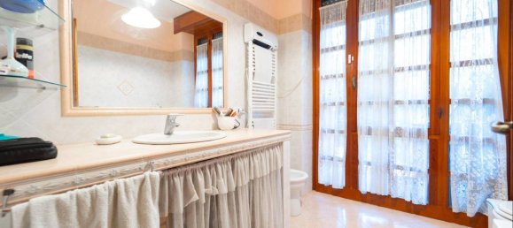 6 chambres Villa à Cisterna di Latina, Italy No. 113475 28