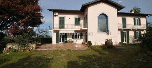 Villa T8 em Sesto Calende, Italy N.º 326210 2