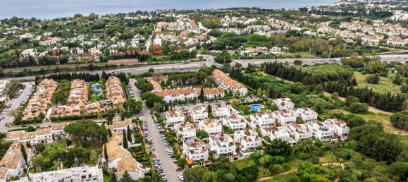 3 bedrooms Townhouse in Marbella, Spain No. 139596 32