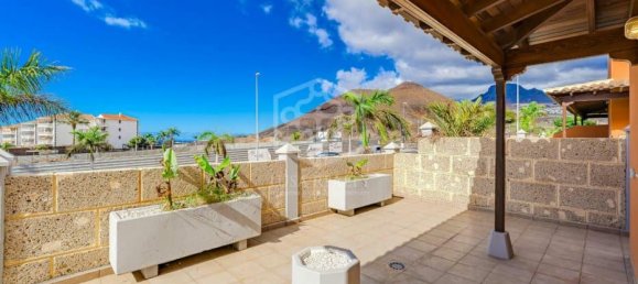 4 bedrooms Villa in Arona, Spain No. 16382 6