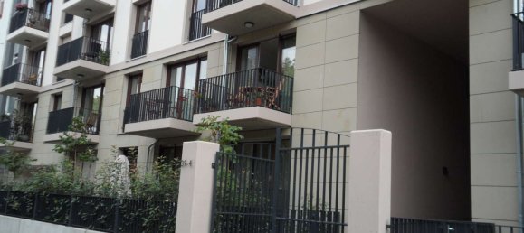 Parkplatz in Frankfurt am Main, Germany, Nr. 43287 3