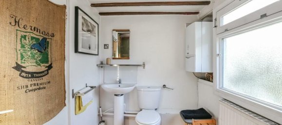 1 bedroom Apartment in London, United Kingdom No. 12429 8