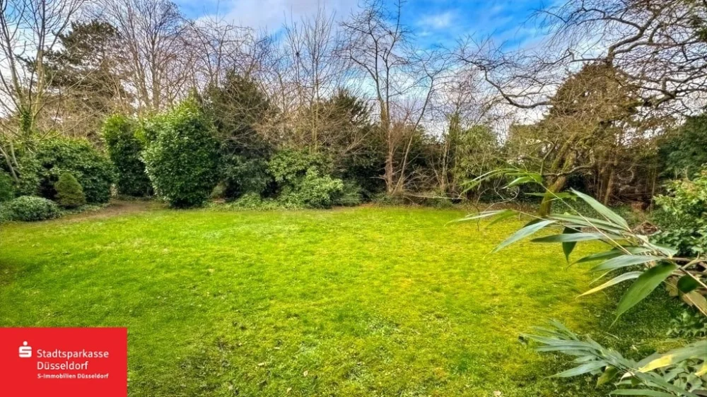 Земельный участок в Дюссельдорф, Германия № 42340