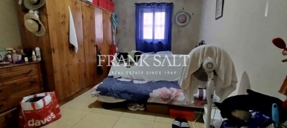 Apartamento de 3 dormitorios en Fgura, Malta No. 2964 5