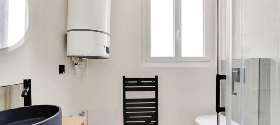 2 bedrooms Apartment in Paris, France No. 149109 9