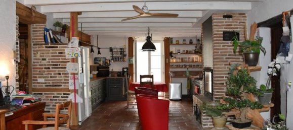 Casa de 4 dormitorios en L'Isle-Jourdain, France No. 307663 2