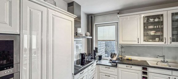 7 rooms Building in Remscheid, Germany No. 76592 5