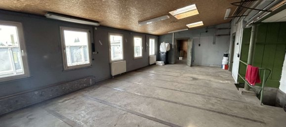 7 rooms Building in Remscheid, Germany No. 76592 19