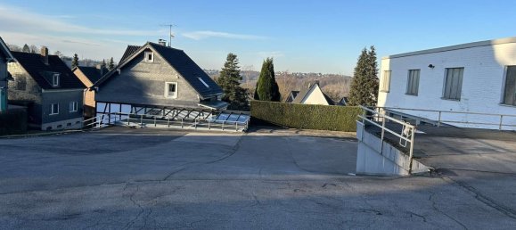 7 rooms Building in Remscheid, Germany No. 76592 36