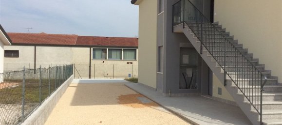 2 غرف نوم شقة في Gavello, Italy رقم 225414 3