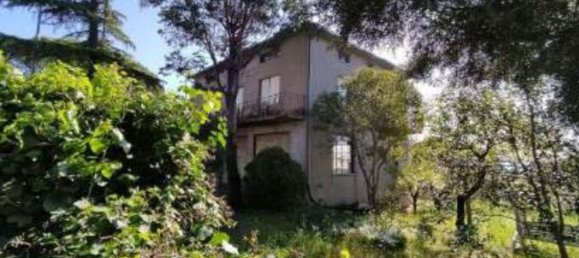 6 rooms House in Marsciano, Italy No. 49947 3