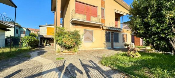 3 Schlafzimmer Wohnung in Codogno, Italy, Nr. 329569 5