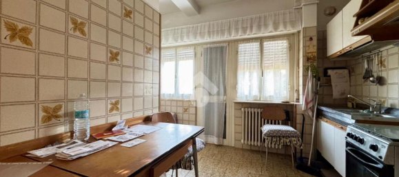 3 Schlafzimmer Wohnung in Codogno, Italy, Nr. 329569 15
