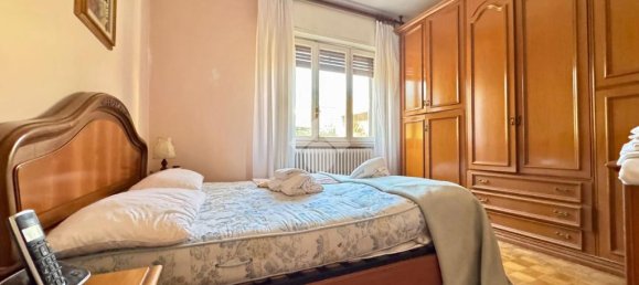 3 Schlafzimmer Wohnung in Codogno, Italy, Nr. 329569 10