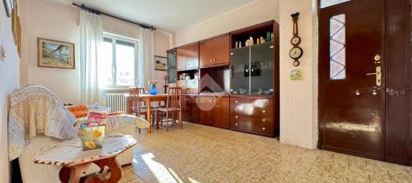 3 Schlafzimmer Wohnung in Codogno, Italy, Nr. 329569 13