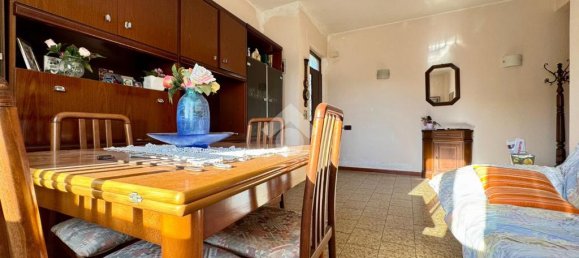 3 Schlafzimmer Wohnung in Codogno, Italy, Nr. 329569 16