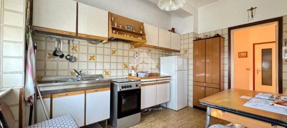 3 Schlafzimmer Wohnung in Codogno, Italy, Nr. 329569 2