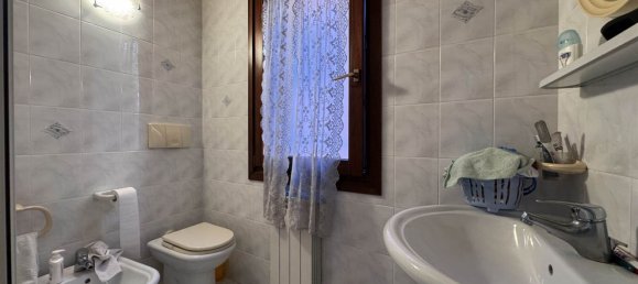 3 rooms Apartment in Chioggia, Italy No. 278160 8