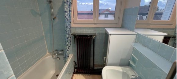 Casa de 3 dormitorios en Clamart, France No. 188311 10